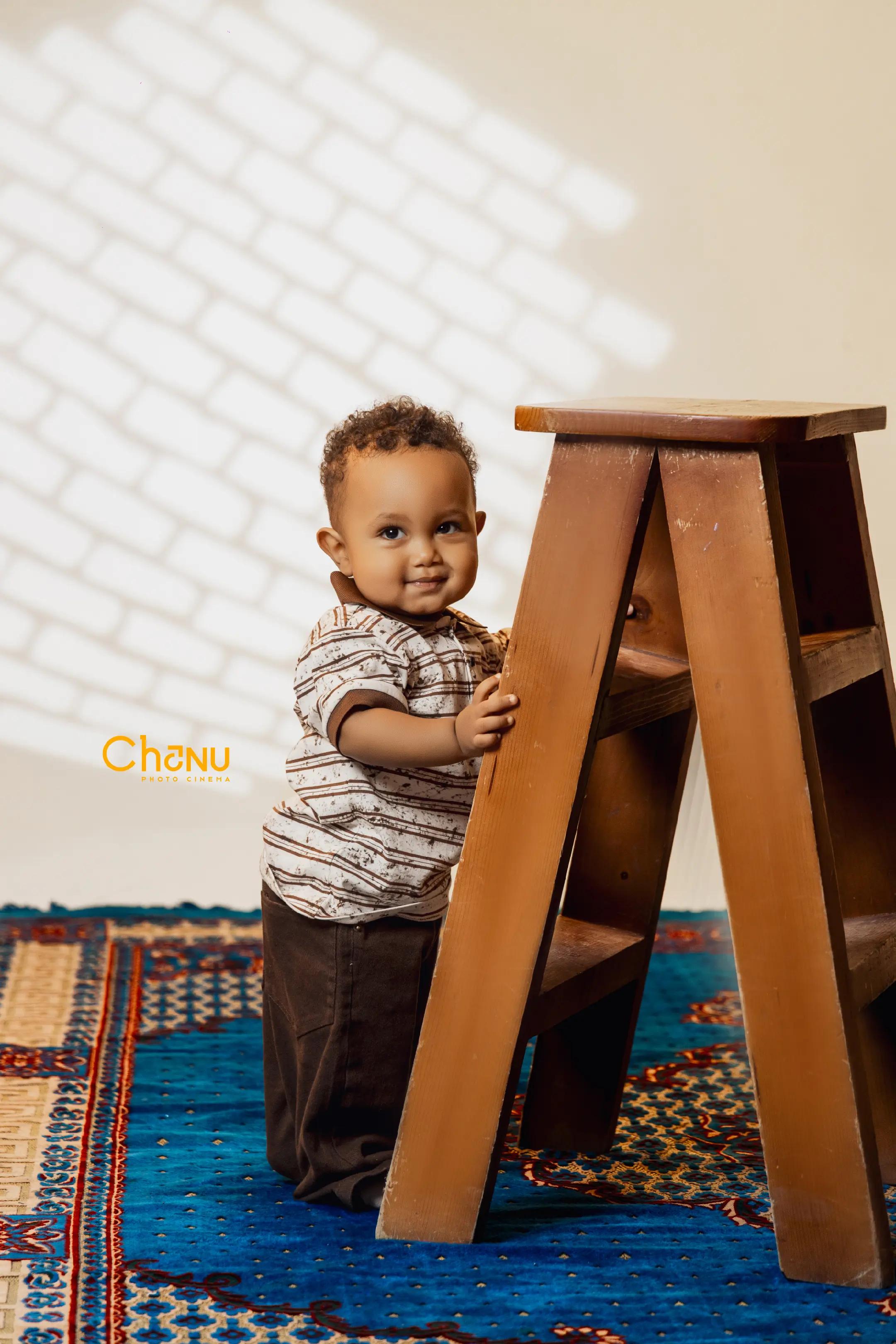 Chanu Photo Cinema baby portrait studio session